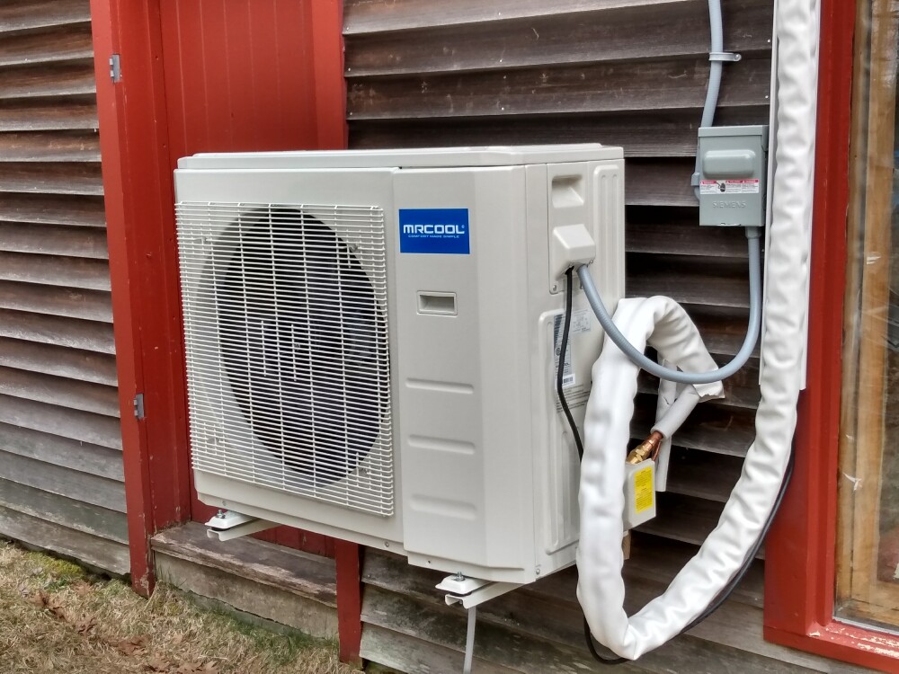 ART TEC heat pump installation with live data feed